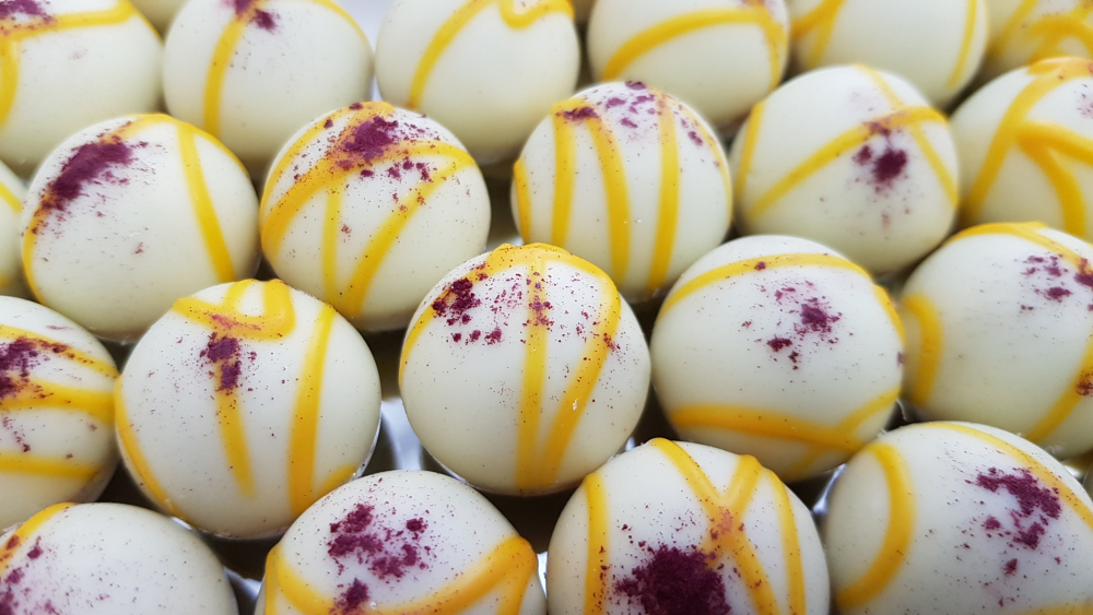 Himbeer Mango Trüffel